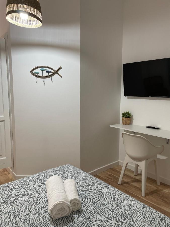 Aria Di Mare Hotel Чивитавекия Екстериор снимка
