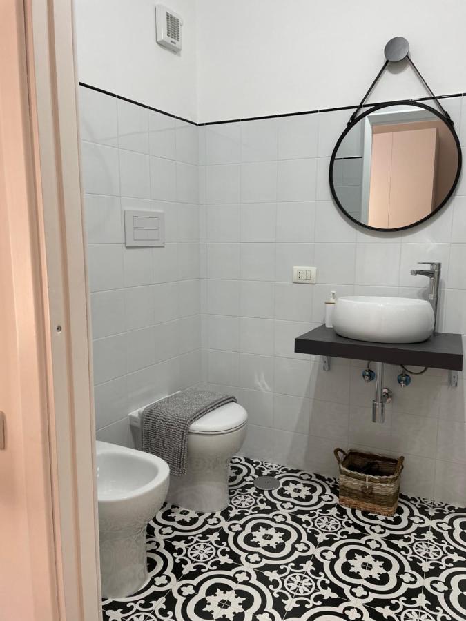 Aria Di Mare Hotel Чивитавекия Екстериор снимка